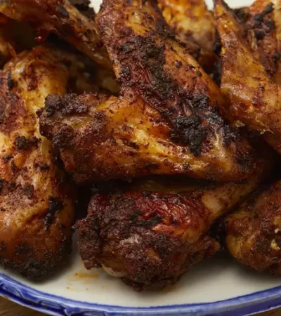 Dry-Rub Air-Fried Chicken Wings