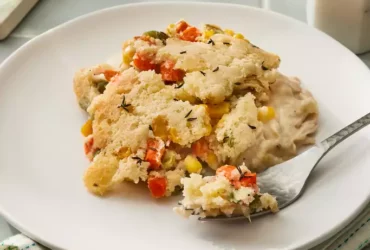 Cheddar Bay Biscuit Chicken Cobbler